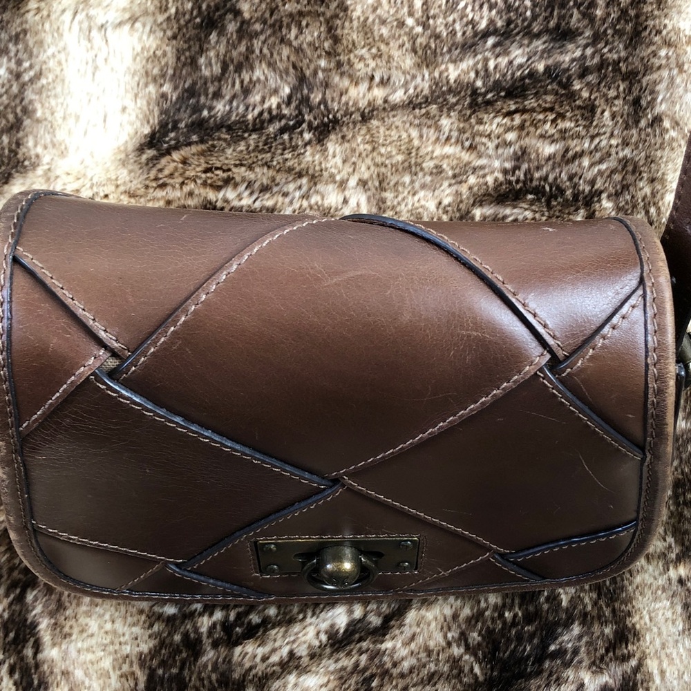 Frye Woven Leather Farrah Bold Weave Crossbody Bag with Tag Card Dust bag - Picture 12 of 16
